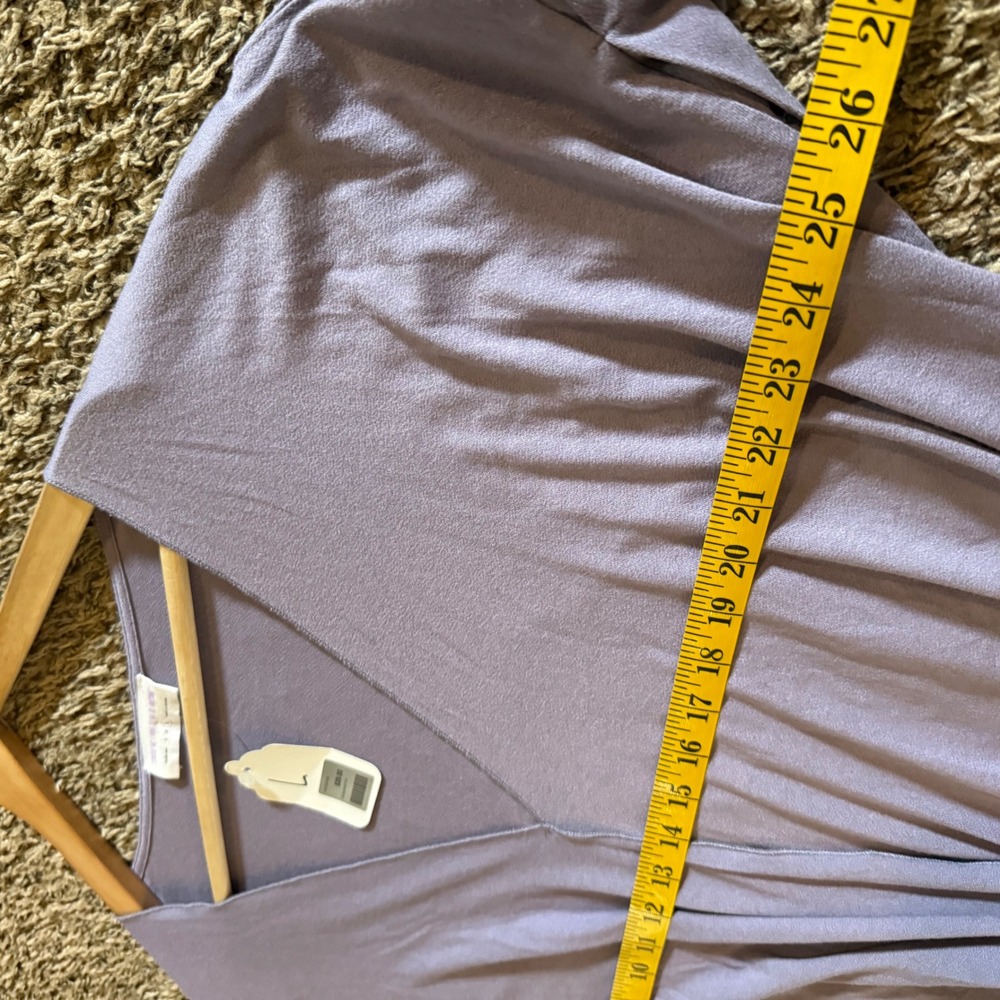 Double Zero Women's Twist Front V Neck Top Short Sleeve Purple Size L - Picture 6 of 7